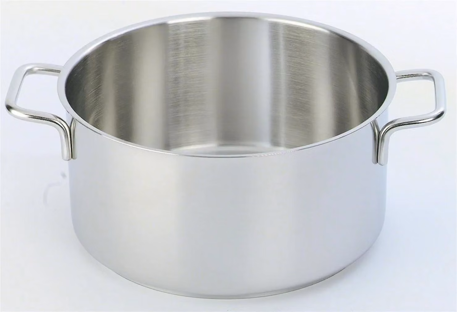 Casseruola in acciao inox per induzione, linea Apollo, diam. 24cm