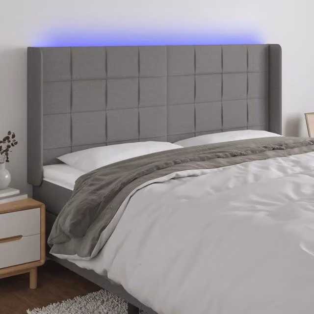 Testiera con LED Design Mania in tessuto grigio scuro con porta USB, L: 163 cm, P: 16 cm, H: 118/128 cm