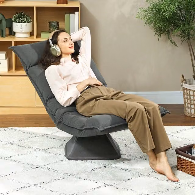 Poltrona relax girevole a 360 gradi OKWISH con schienale regolabile e rivestimento in tessuto grigio – 1