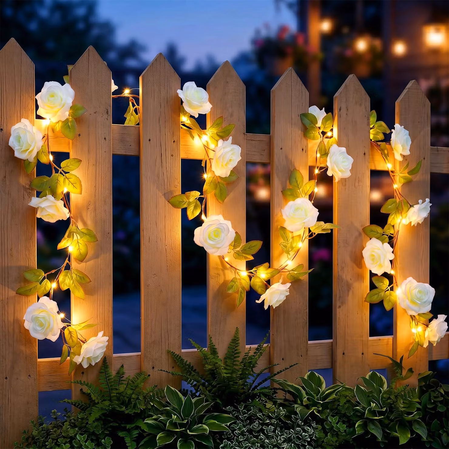 Catena luminosa con 40 LED, lunghezza 2,2 metri, decorata con rose artificiali, colore bianco, alimentata a batteria