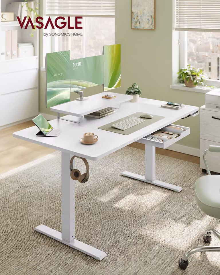 Scrivania regolabile in altezza VASAGLE, 140 cm, connessione USB-C, promemoria per lunghe sedute, supporto per monitor montabile in modo flessibile