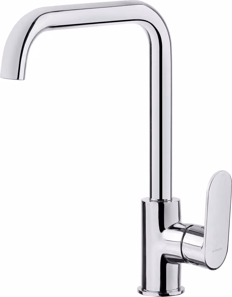 Kitchen faucet with rectangular spout