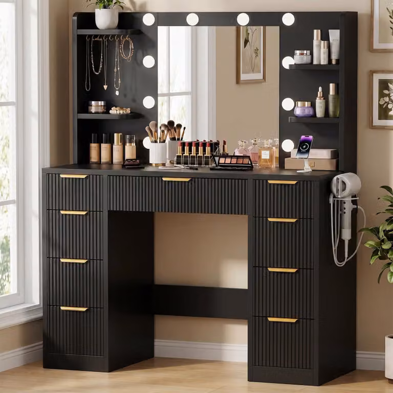JUMMICO: Ampio tavolo da trucco con illuminazione LED regolabile e prese di corrente, e scaffali