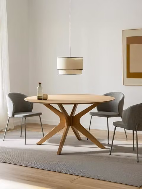 Moore Tavolo da pranzo rotondo in rovere e legno massiccio marrone Kenay Home Diametro: 140 cm