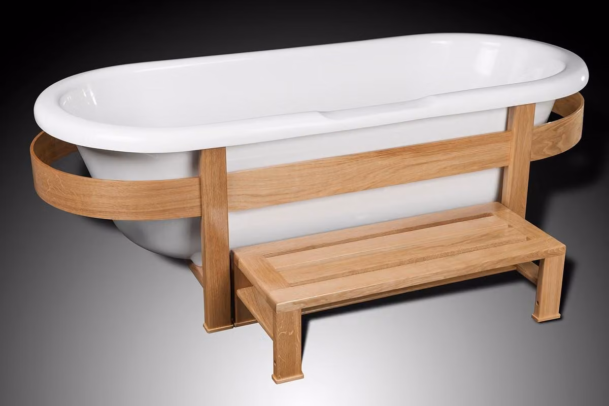 Vasca da bagno retrò Casa Padrino bianco / colori naturali 178 x 76 x h. 73 cm - Vasca da bagno autoportante con struttura in legno e gradino - Mobili da bagno retrò