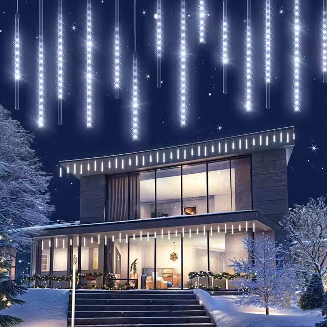 Luci di Natale LED a Pioggia di Diamanti Monzana® Bianco Caldo con Effetto Icicle e Protezione IP44