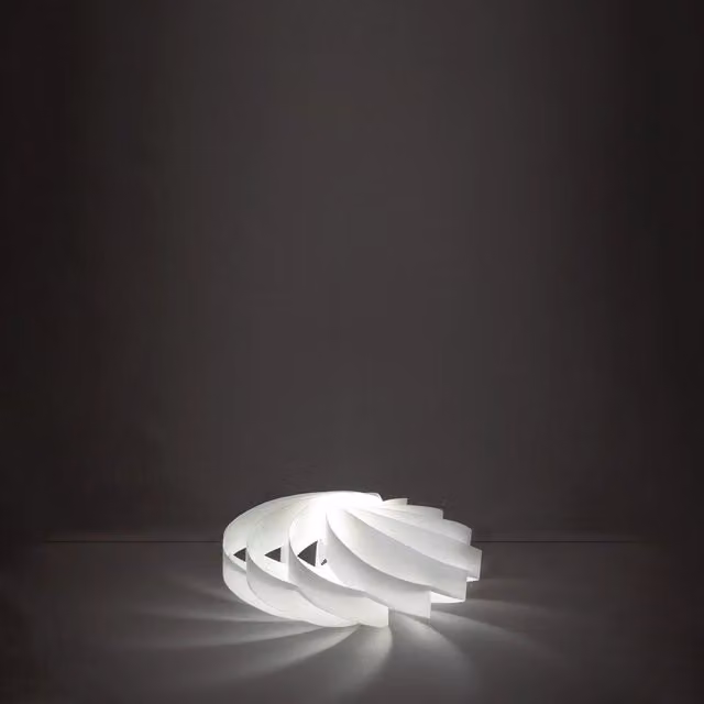 Lampada da scrivania moderna Flat Polilux Linea Zero bianca con attacco E27 e diametro 50 cm
