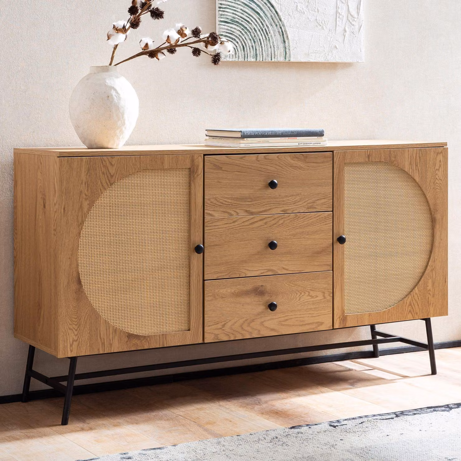 Credenza in rovere (finitura) da 140 cm con 2 ante e 3 cassetti, in intreccio di rattan viennese