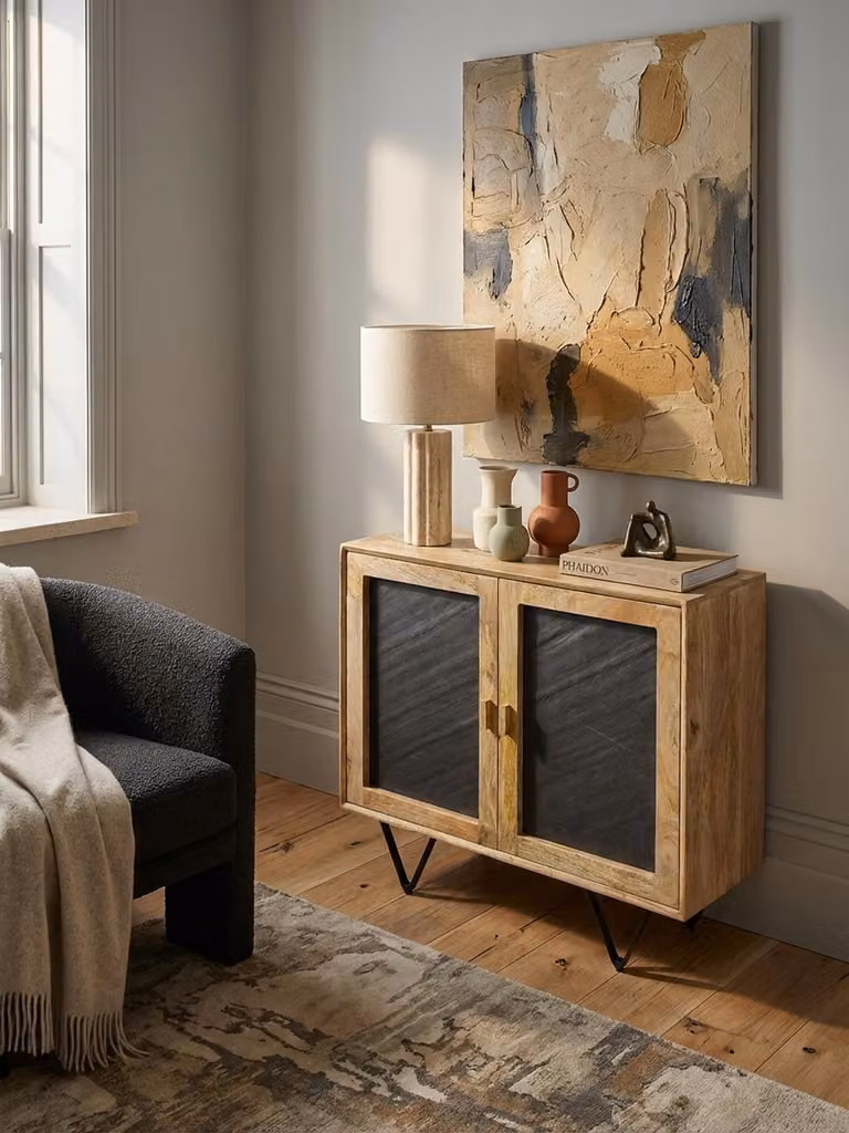 Credenza 80x75x35 cm in legno massello di mango / effetto pietra, marrone, cassettiera con 2 ante, piccolo comò in legno massello, armadio a colonna, cassettiera multiuso con struttura in metallo