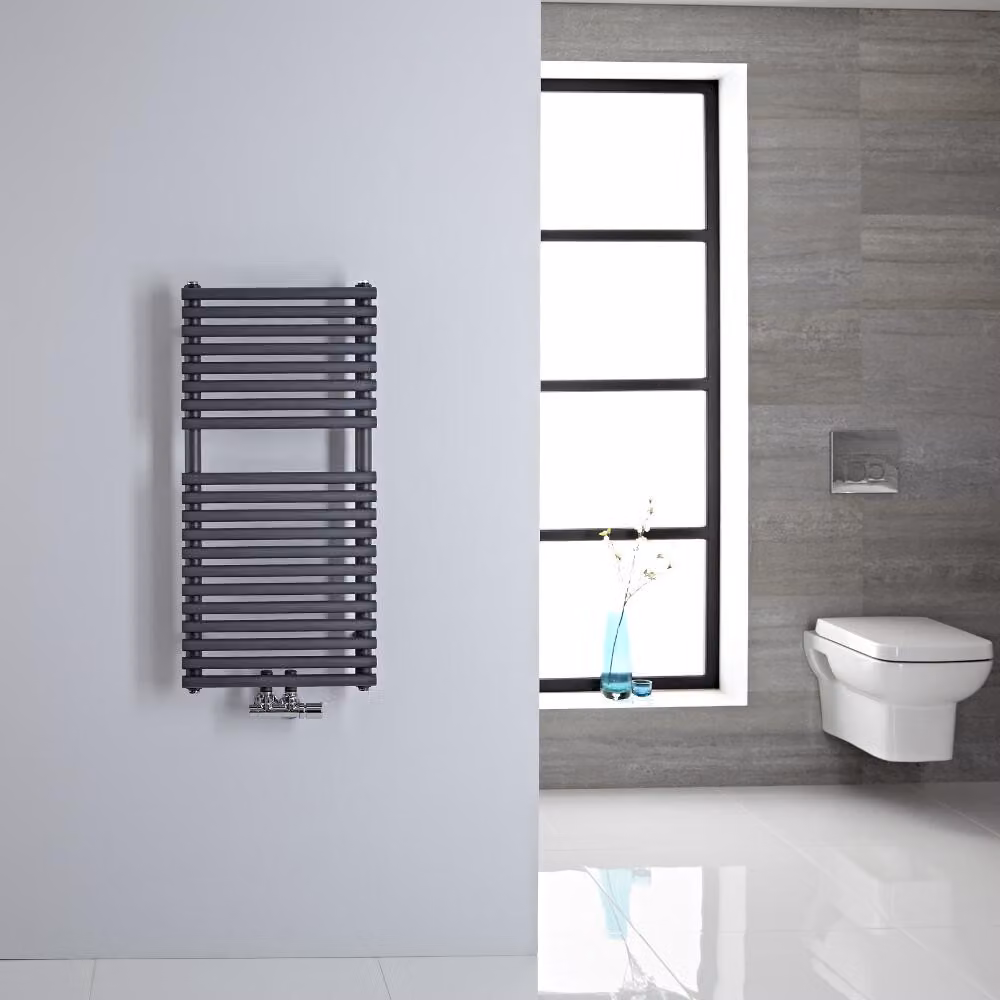 Scaldasalviette Antracite con Attacco Centrale - 835 x 400mm - 230 Watt - Magera
