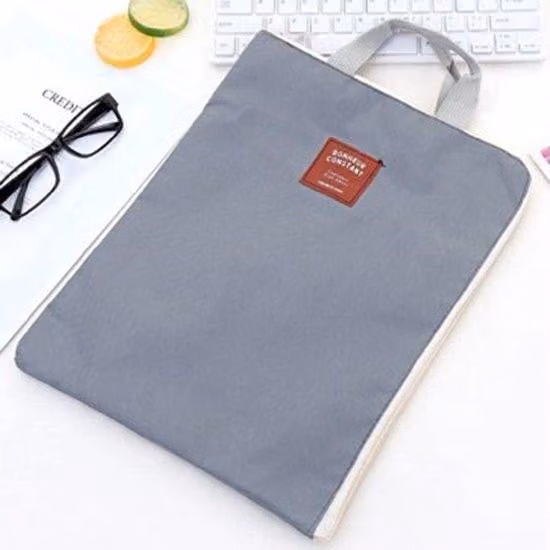 Portapenne nero - Formato A4 - Leggero - Portatile e maneggevole - Portadocumenti - Ideale per scuola e ufficio - Pratico contenitore per riporre