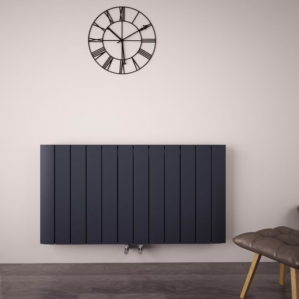 Radiatore di Design Orizzontale Antracite in Alluminio - 1090W - 600 x 1135mm - Aurora