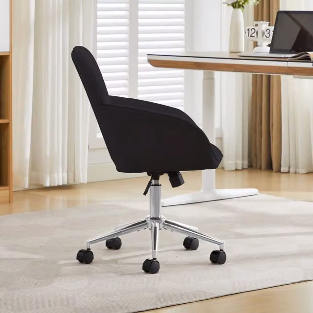 Sedia da ufficio ergonomica nera in velluto