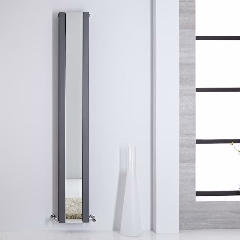 Radiatore Verticale Design Antracite con Specchio 1800x265mm 710W - Salvaspazio - Stile Moderno - Sloane