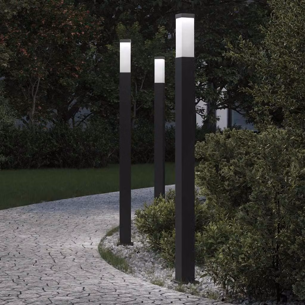 Set di 3 lampioni a palo vidaXL neri per giardino e terrazza, altezza 110 cm, protezione IP44, design moderno con lampadina E27 sostituibile
