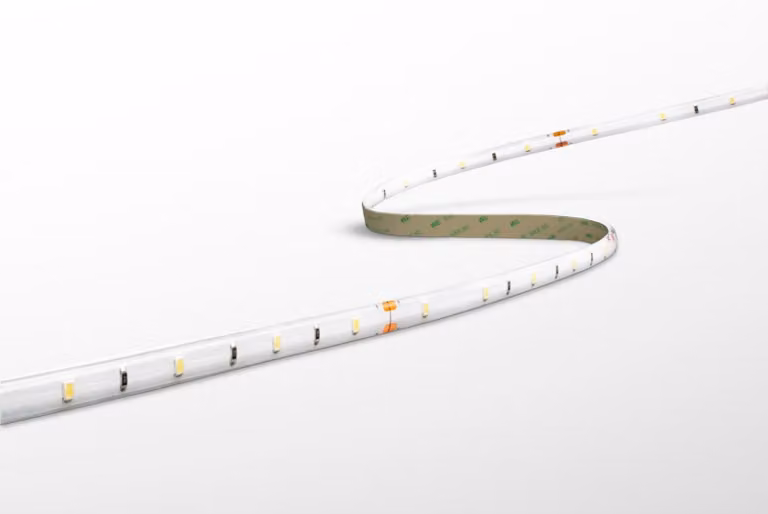 Striscia Led Accento Ip65 - 14.4w - 3000°K calda - 1260 lm 120° - 3000x8x2,9