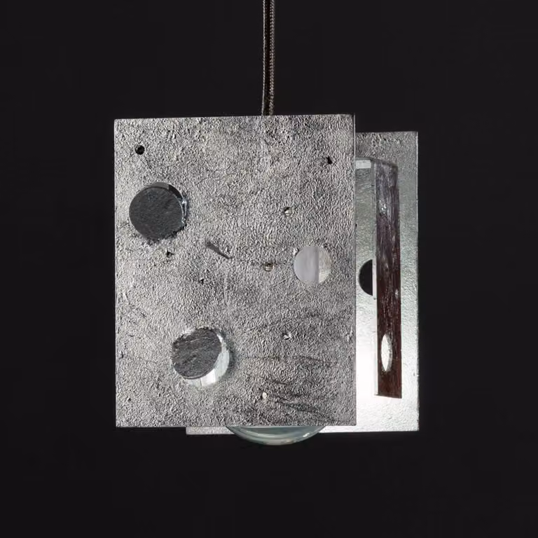 Knikerboker Lampada a sospensione Buchi, dimmerabile, Alluminio / Grigio / Zincato, Soggiorno / Sala da pranzo, Metallo, Design, Lampada a sospensione