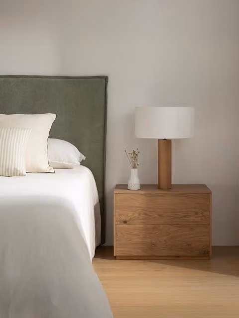 Comodino Unite Kenay Home in rovere nodoso con 2 cassetti, colore marrone – 1