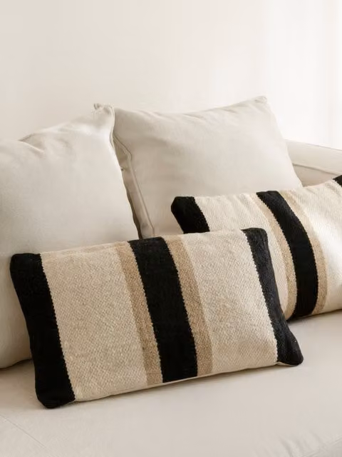 Set di 2 cuscini Pris Kenay Home a righe in cotone e lana, bianco, nero e beige, L/P/H: 30 x 30 x 30 cm