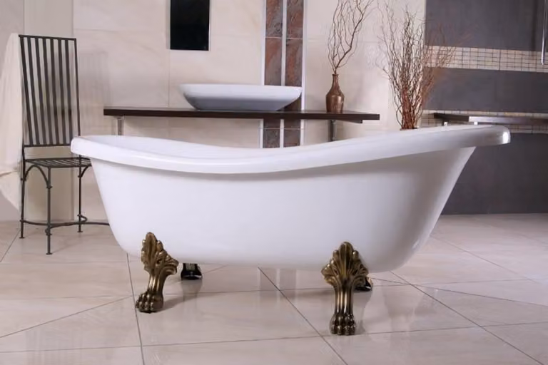 Vasca da bagno freestanding Art Nouveau Roma bianco/oro vecchio 169,5 x 76 x 62 cm di Casa Padrino - Bagno barocco - Vasca da bagno antica retrò