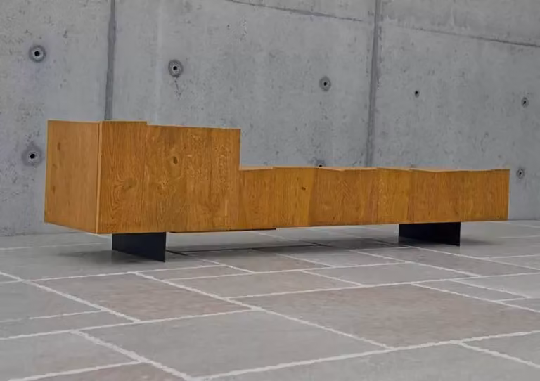 Porta TV moderno Mobili 2G in legno rovere nodato e metallo, colore marrone, L 180 cm x P 45 cm x H 68 cm