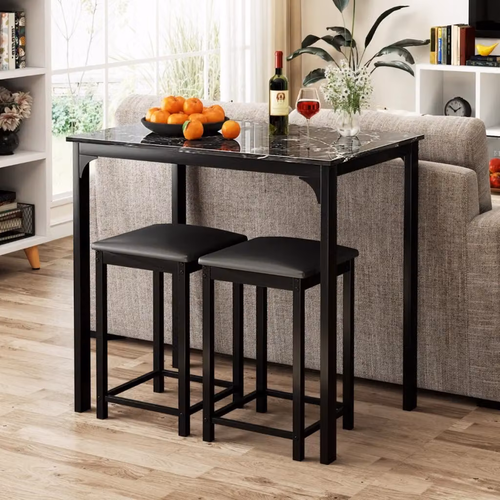 Set da bar moderno composto da tavolo rettangolare con piano effetto marmo e 2 sgabelli imbottiti con gambe in metallo, colore nero e marrone – 2