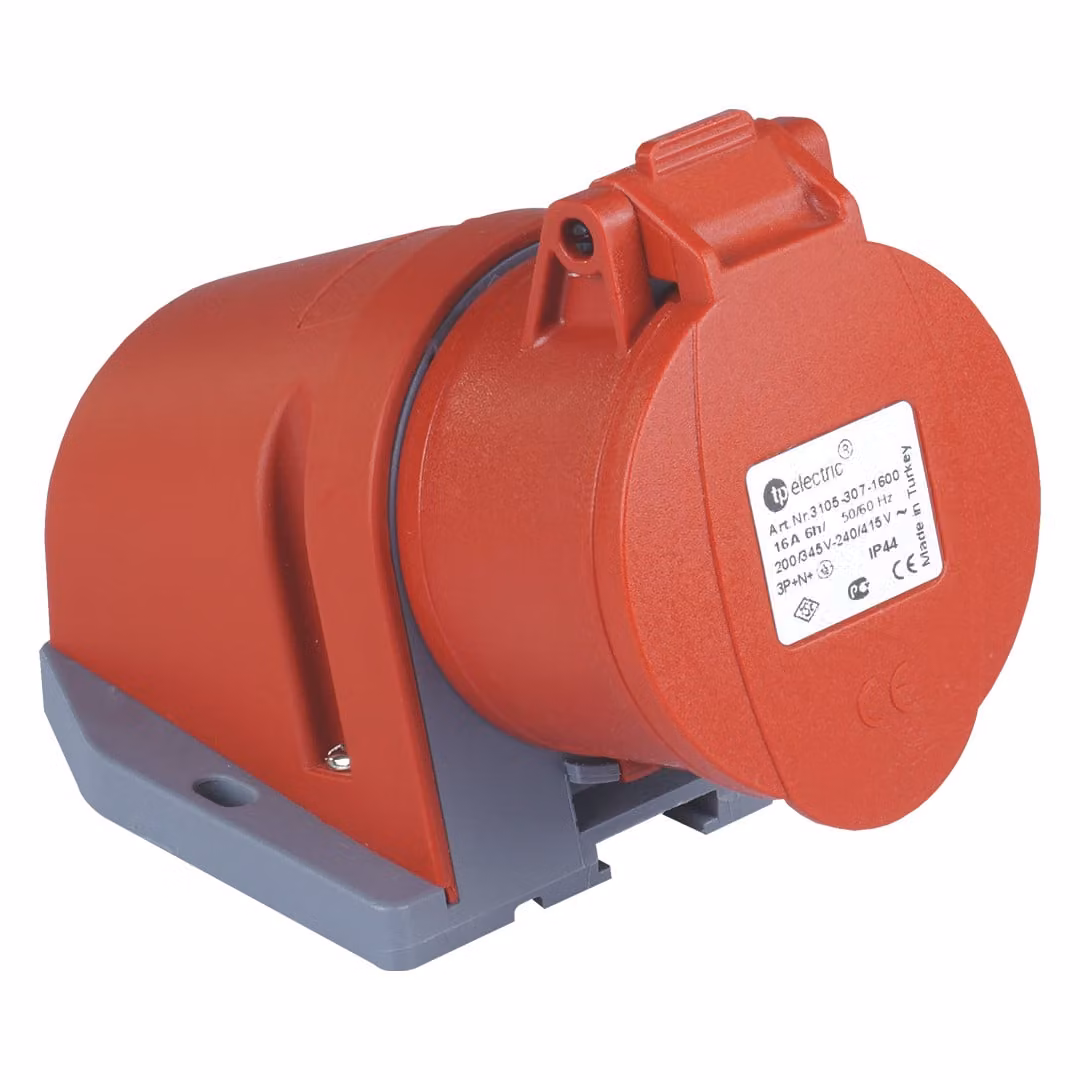 Presa a muro CEE, montaggio a superficie 5P 32A IP44 400V 7054
