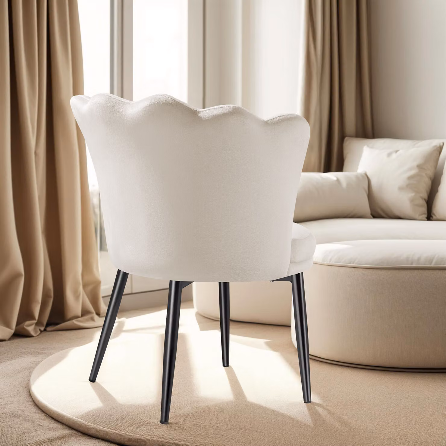 Poltrona Stella tectake in velluto beige e nero con struttura in metallo e legno, design moderno con braccioli, L: 67 cm, P: 64 cm, H: 76 cm – 2