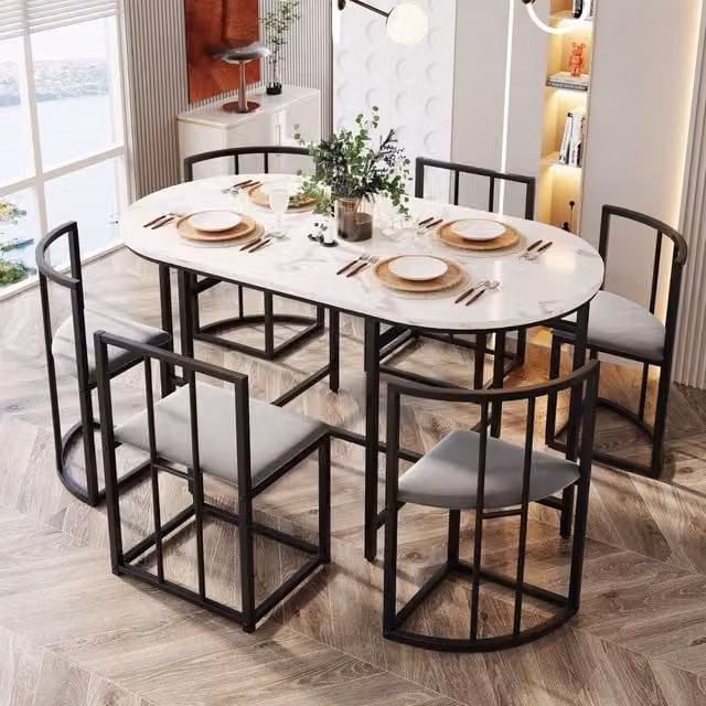 Set tavolo da pranzo WISHDOR con 6 sedie, piano ovale in MDF bianco lucido e struttura in metallo nero, sedute in velluto grigio, L: 140 cm, P: 76 cm, H: 76 cm