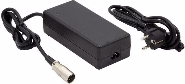 Caricabatterie TranzX 36V CH-02 MARATRON 42.0V/2.0A Nero con connettori XLR e C6 – 1