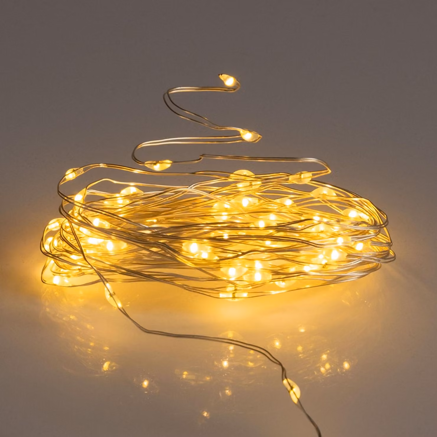 Catena luminosa a filo 795 cm con 160 LED e 8 funzioni luminose - bianco caldo - illuminazione decorativa da giardino per esterni interni a batteria con timer