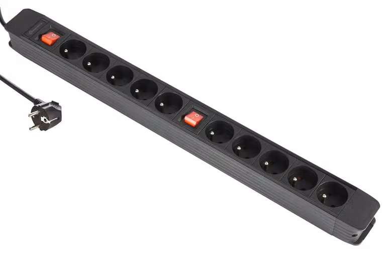 Electraline 35438, ciabatta multipresa con 10 prese, 2 interruttori e avvolgicavo