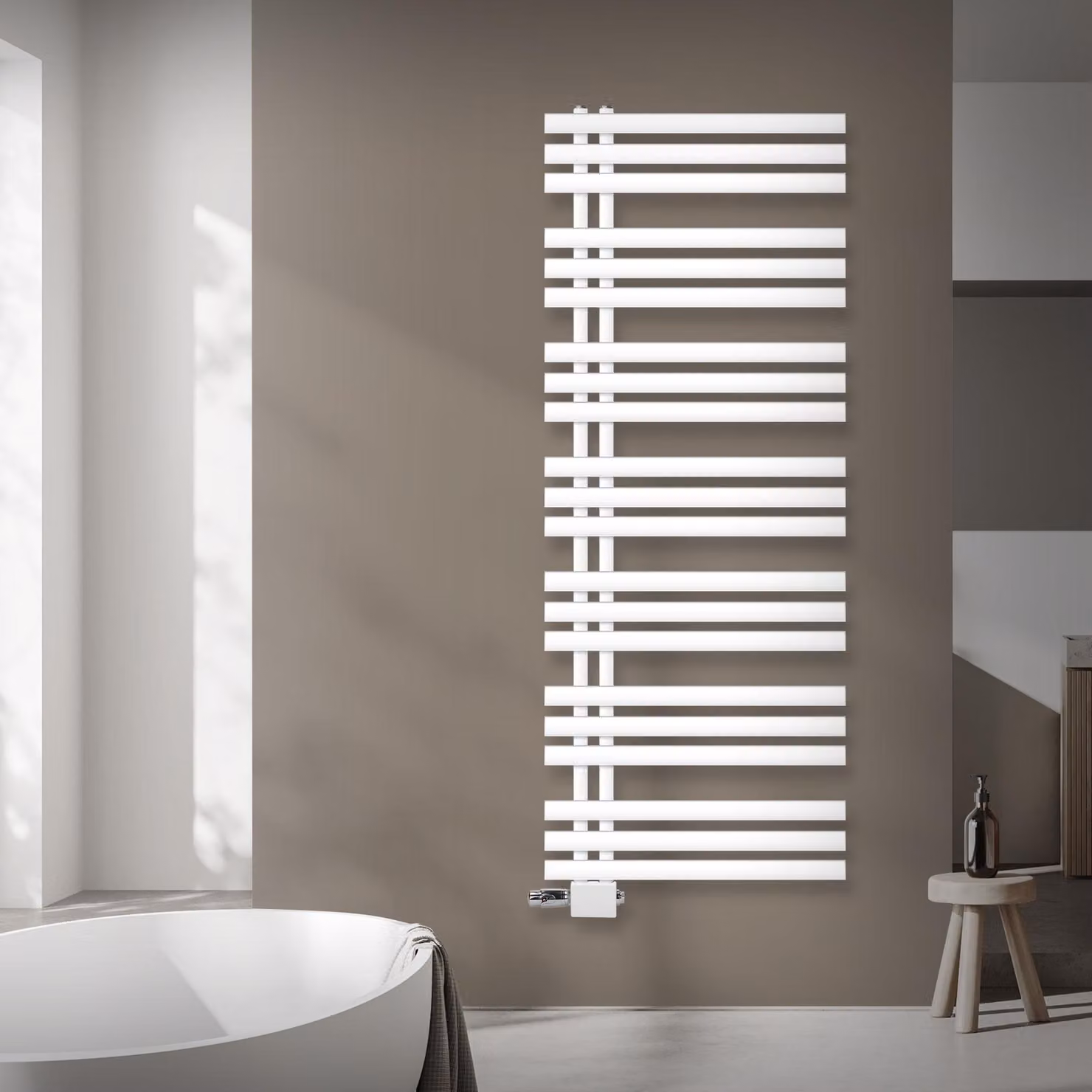 Radiatore da bagno LuxeBath Design, 600x1600 mm, bianco, set di collegamento termostatico ad angolo universale e passante, senza elemento riscaldante