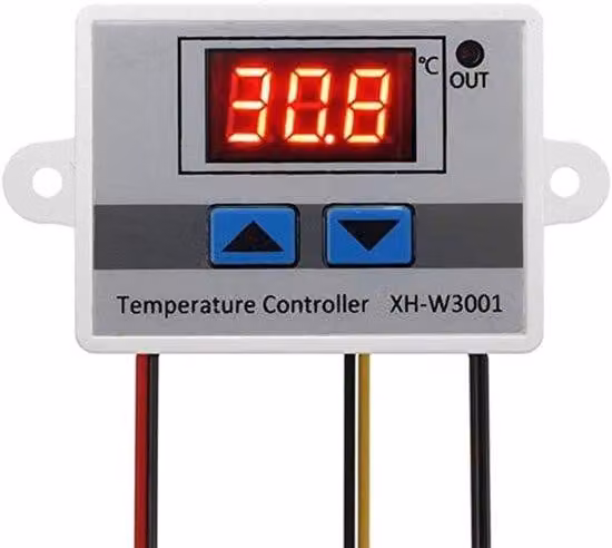 Controllo elettronico della temperatura. Display digitale. Termostato. Misuratore di temperatura. Sensore resistente all'acqua. Alimentazione: 110-220V. Intervallo di temperatura: -50°C a 110°C
