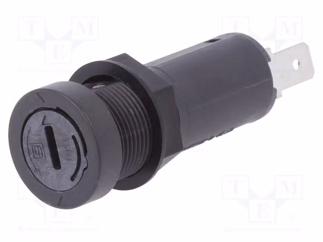 1 presa da 10A con fusibili cilindrici 5x20 mm, per montaggio su pannello 0031.3903, contenitore per fusibili