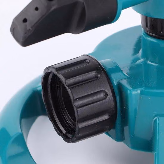 Irrigatore rotante a 360° con 3 ugelli per giardino