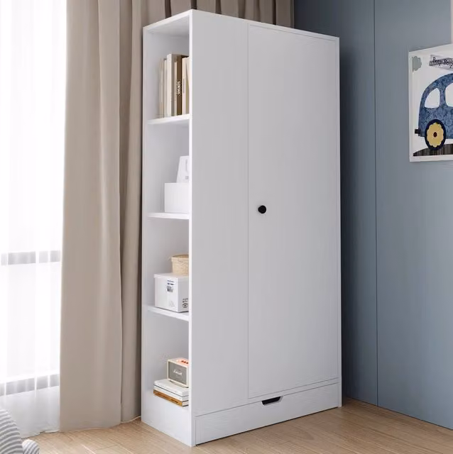 Armadio 70x40x170 cm con ripiani e anta in legno bianco