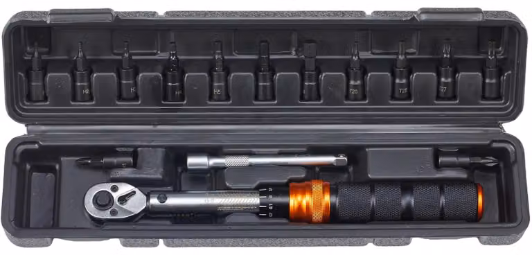 Set di chiavi dinamometriche, 15 pezzi, con range di coppia da 1 a 25 Nm. Chiavi dinamometriche, set da 15 pezzi