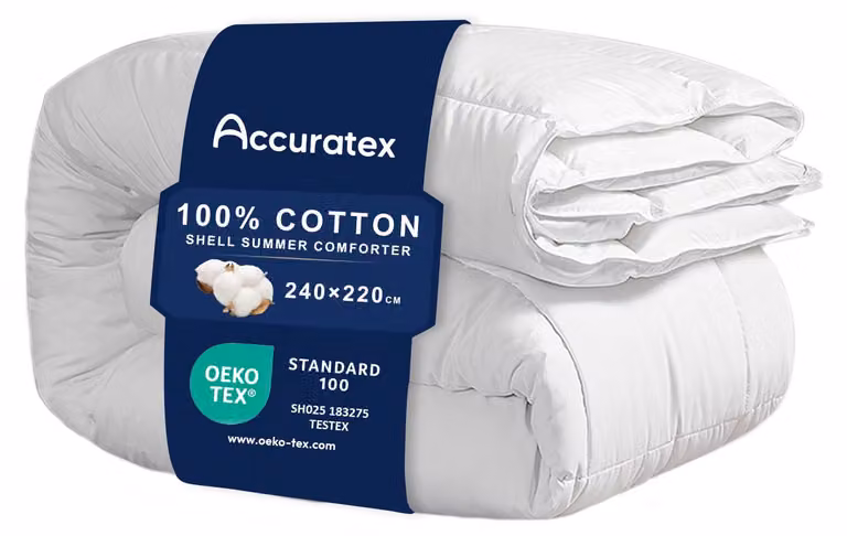 Coperta leggera, dimensioni 240x220 cm, peso 250 g/m², 100% cotone, imbottitura in microfibra, colore bianco
