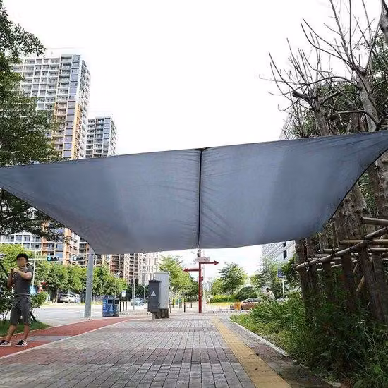 Tenda da sole per giardino e balcone - rettangolare 4 x 3 m - con corde in nylon e sacchetti per riporla - grigia.