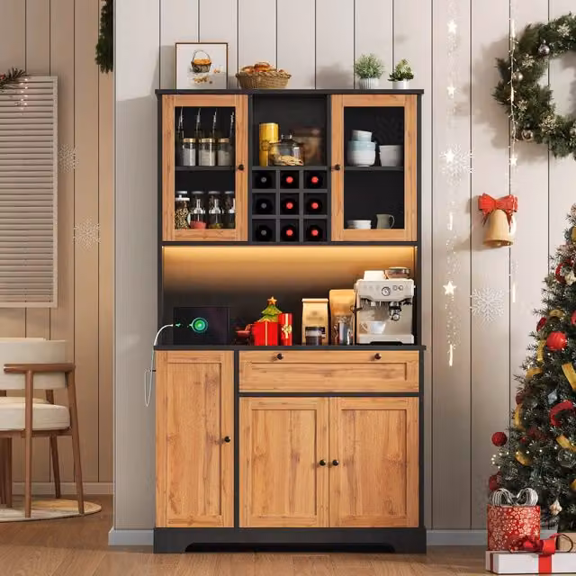 Credenza da cucina Mivray con 5 ante, cassetto, ripiani regolabili, illuminazione LED e prese laterali, nero naturale e marrone, L: 180 cm, H: 105 cm, P: 40 cm