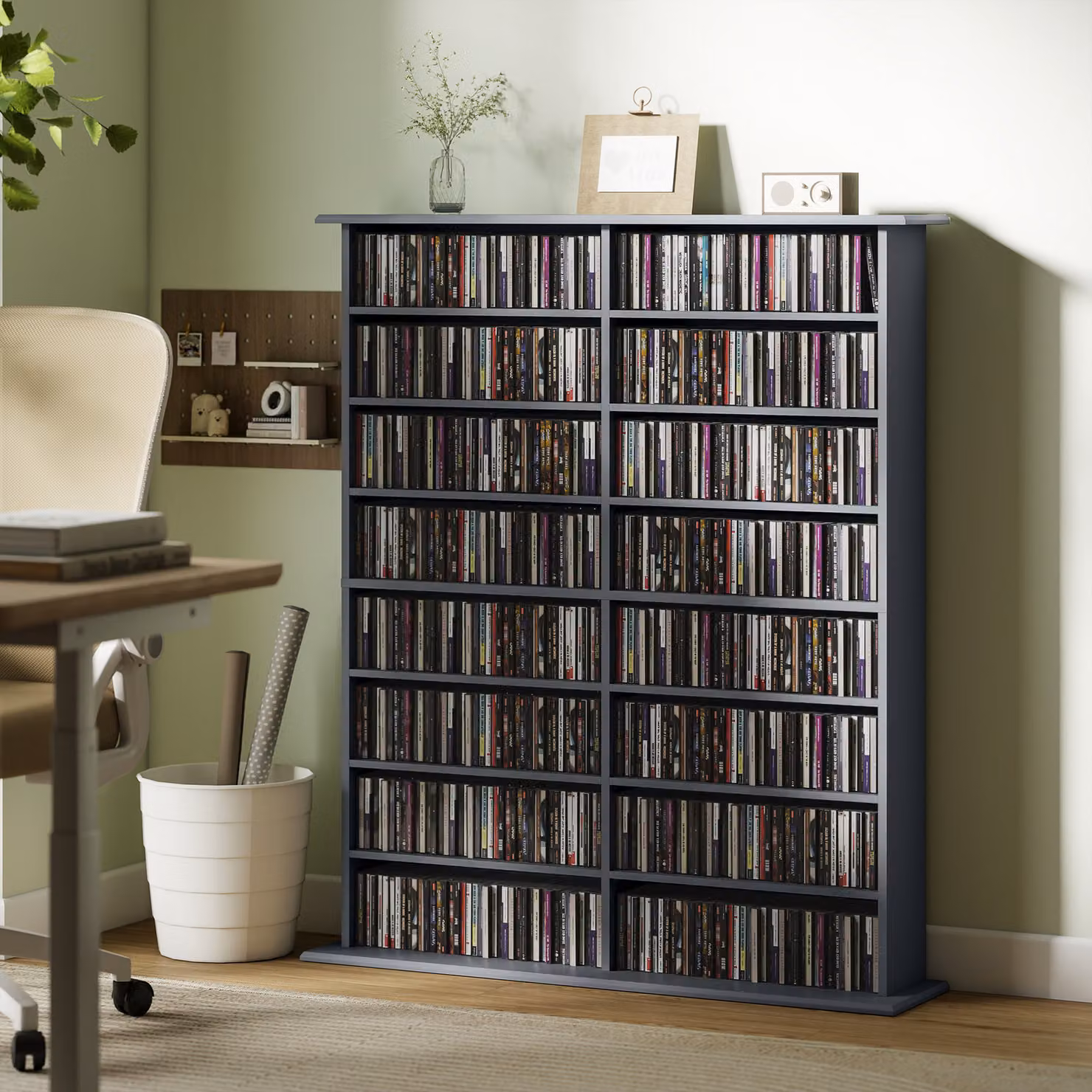 Libreria HOMCOM per CD e DVD con 12 ripiani regolabili e 16 scomparti, colore grigio – 2