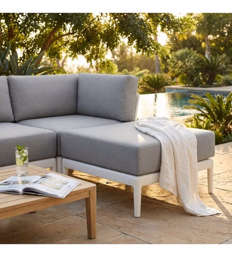 Seduta per salotto da giardino Cosma con cuscino in tessuto, disponibile nei colori bianco, verde o grigio, L: 70 cm, P: 69 cm, H: 42 cm