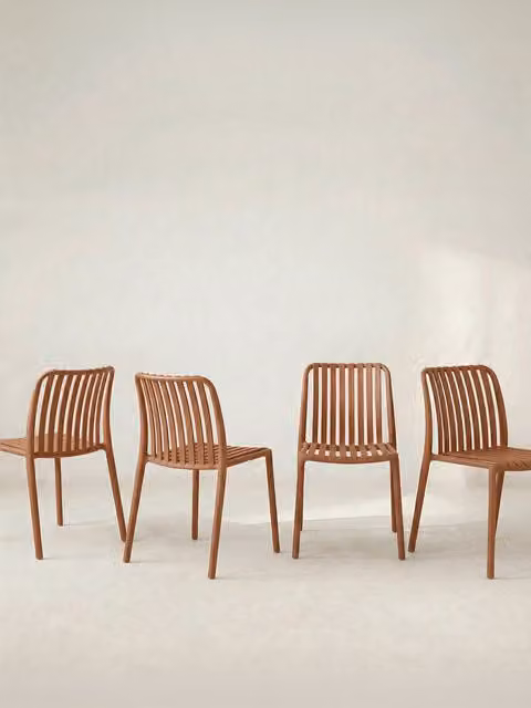 Set di 4 sedie da giardino Arola Kenay Home colore terracotta impilabili in plastica moderna