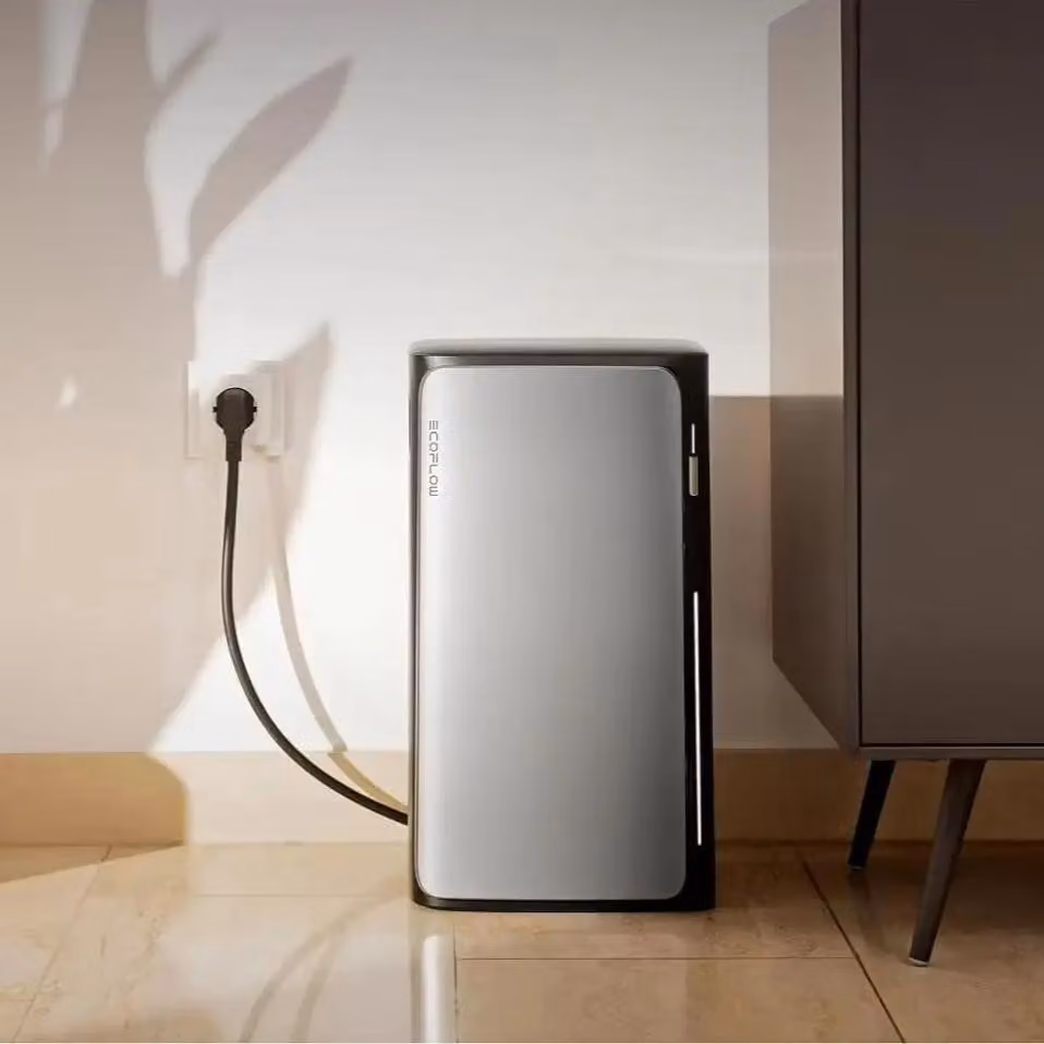 Stream Ultra - Impianto fotovoltaico da balcone con accumulatore e inverter - Batteria solare da 1,92 kWh - Microinverter integrato - Impianto fotovoltaico 2 in 1