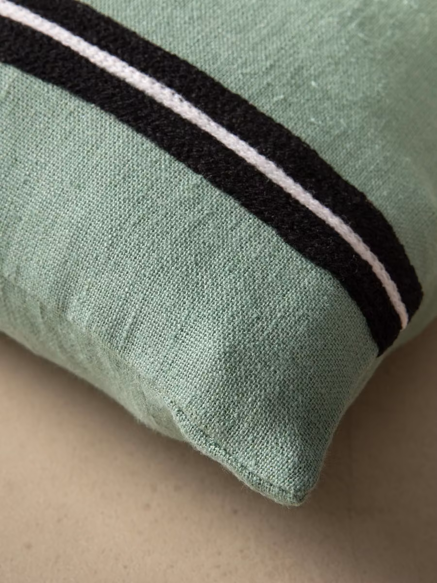Cuscino quadrato Skay a righe verde e blu Kenay Home L/P: 45 x 45 cm – 2