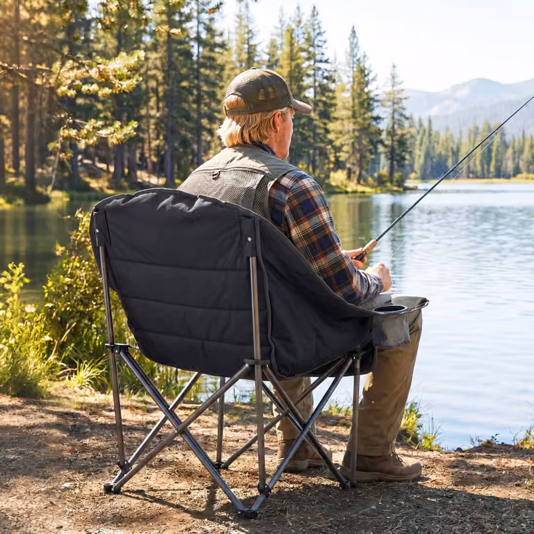Sedia da campeggio pieghevole Costway con portabicchiere e tasche laterali, poltrona da pesca in metallo e tessuto resistente, Grigio