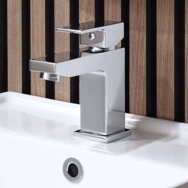 Rubinetto Lavabo Monoforo Cromato - Design Moderno - Finitura brillante - Kubix