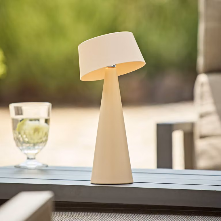 Sigor Lampada da tavolo a LED ricaricabile Solino, beige, solare/USB, 26 cm, IP44 dimmerabile, Crema / Ambra, Soggiorno / Sala da pranzo, Alluminio, Moderno, Lampade solari