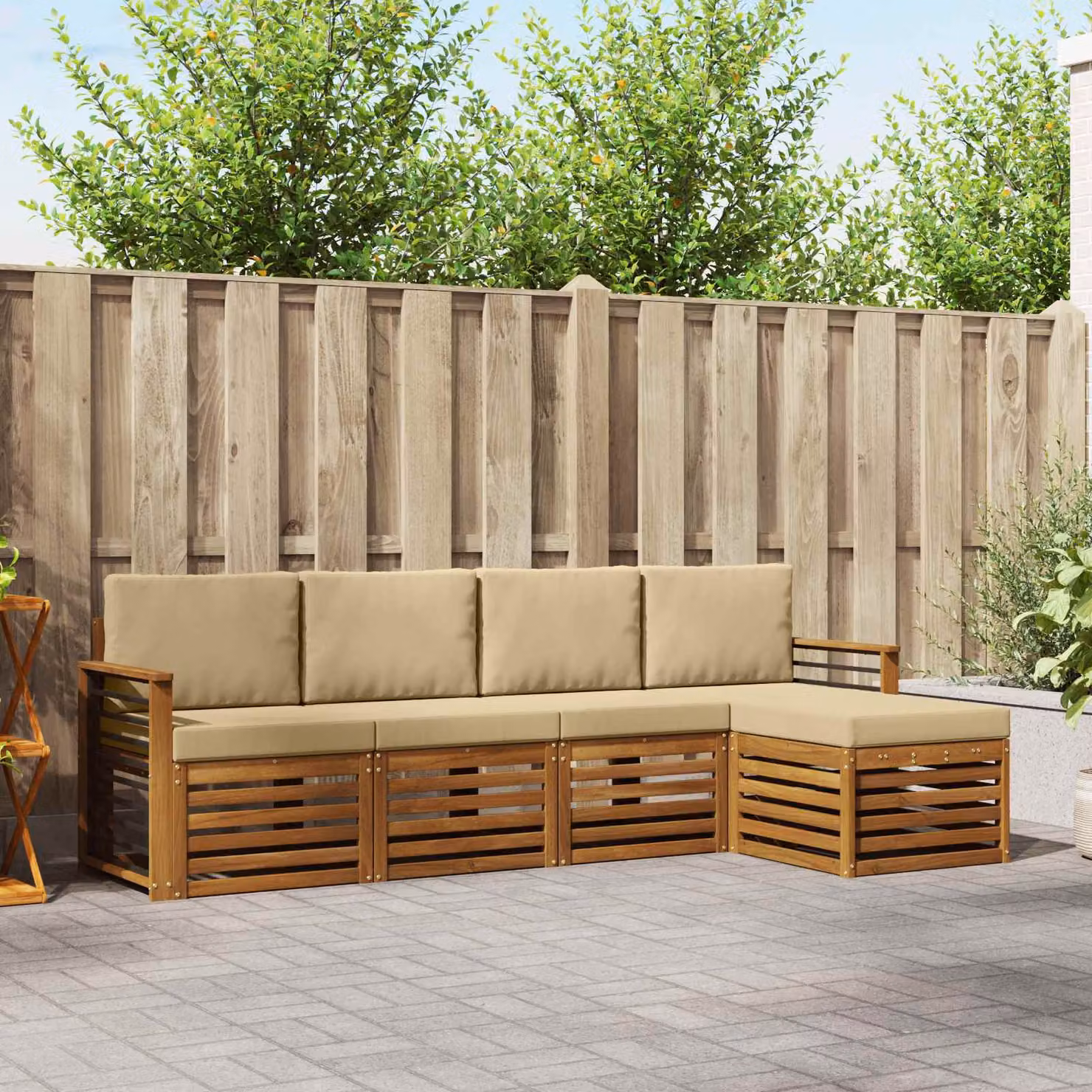 Set di divani da esterno a L vidaXL in legno di acacia con pouf e cuscini, Beige e Marrone